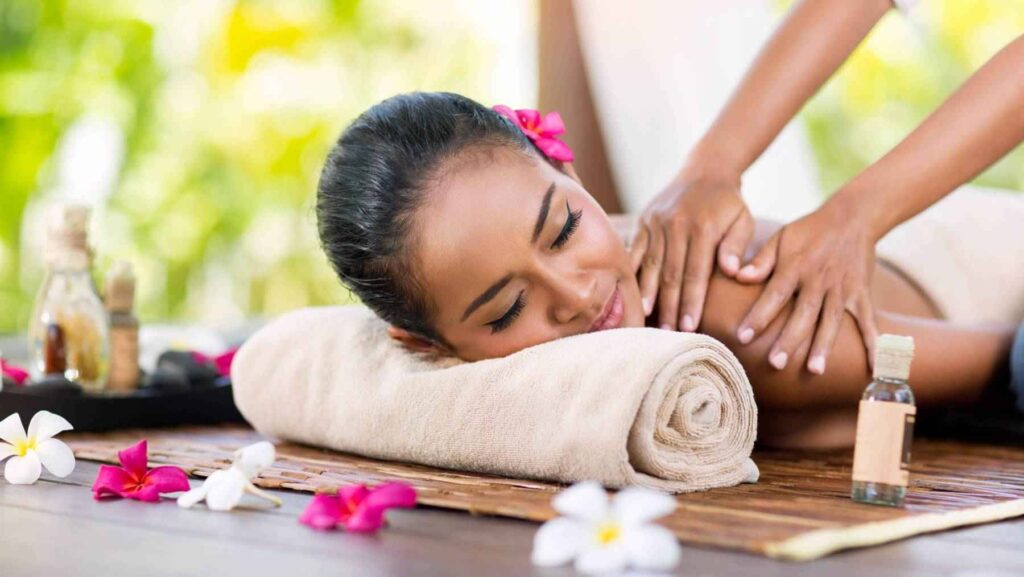 massage relaxing Natural Day Spa Massage